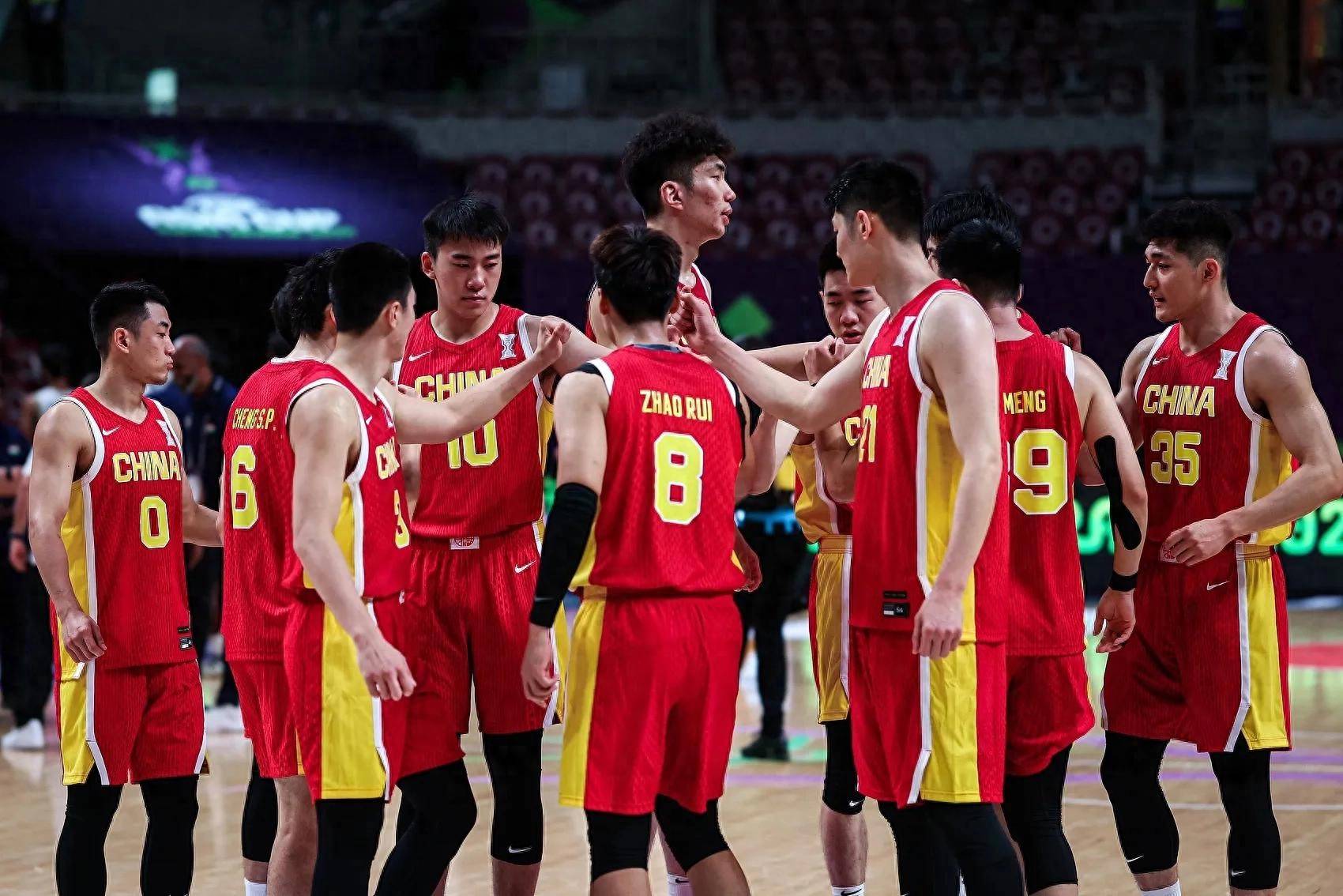 关键时刻!一支球队在国际赛事中力挺的简单介绍