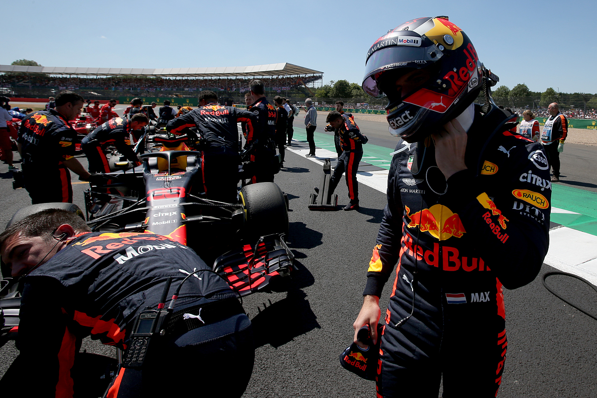 开云体育APP下载-索伯车队险胜梅赛德斯，周冠宇带队取胜