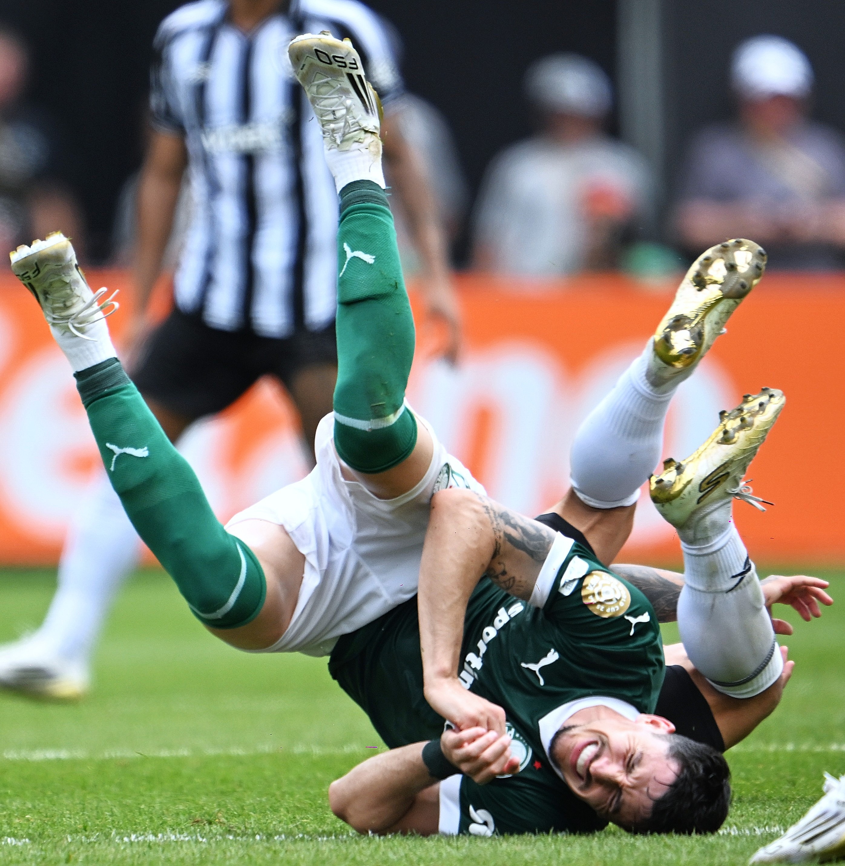 年终总决赛鏖战拉沃尔杯,西西帕斯关键制胜 年终总决赛鏖战拉沃尔杯,西西帕斯关键制胜