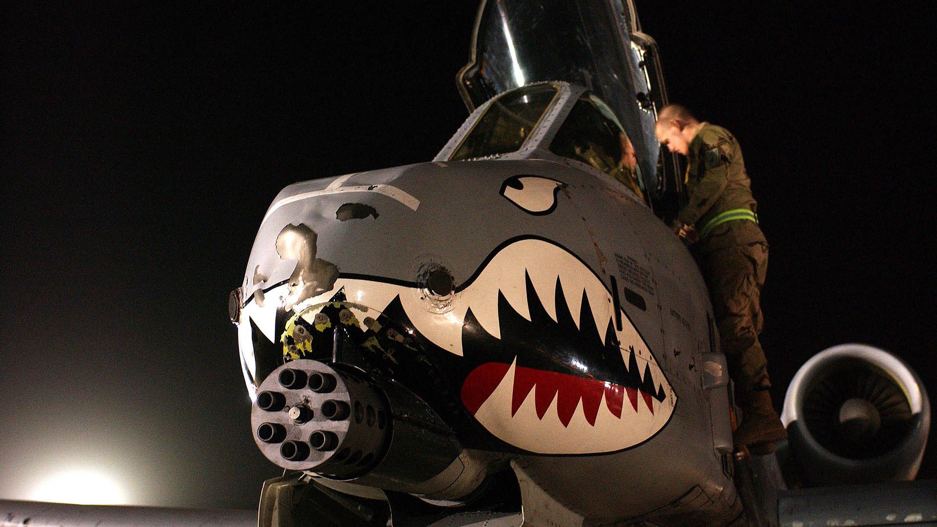 开云官网-绝境重生，乔治致命封盖，快船最后两分钟逆转骑士夺季后赛关键胜利