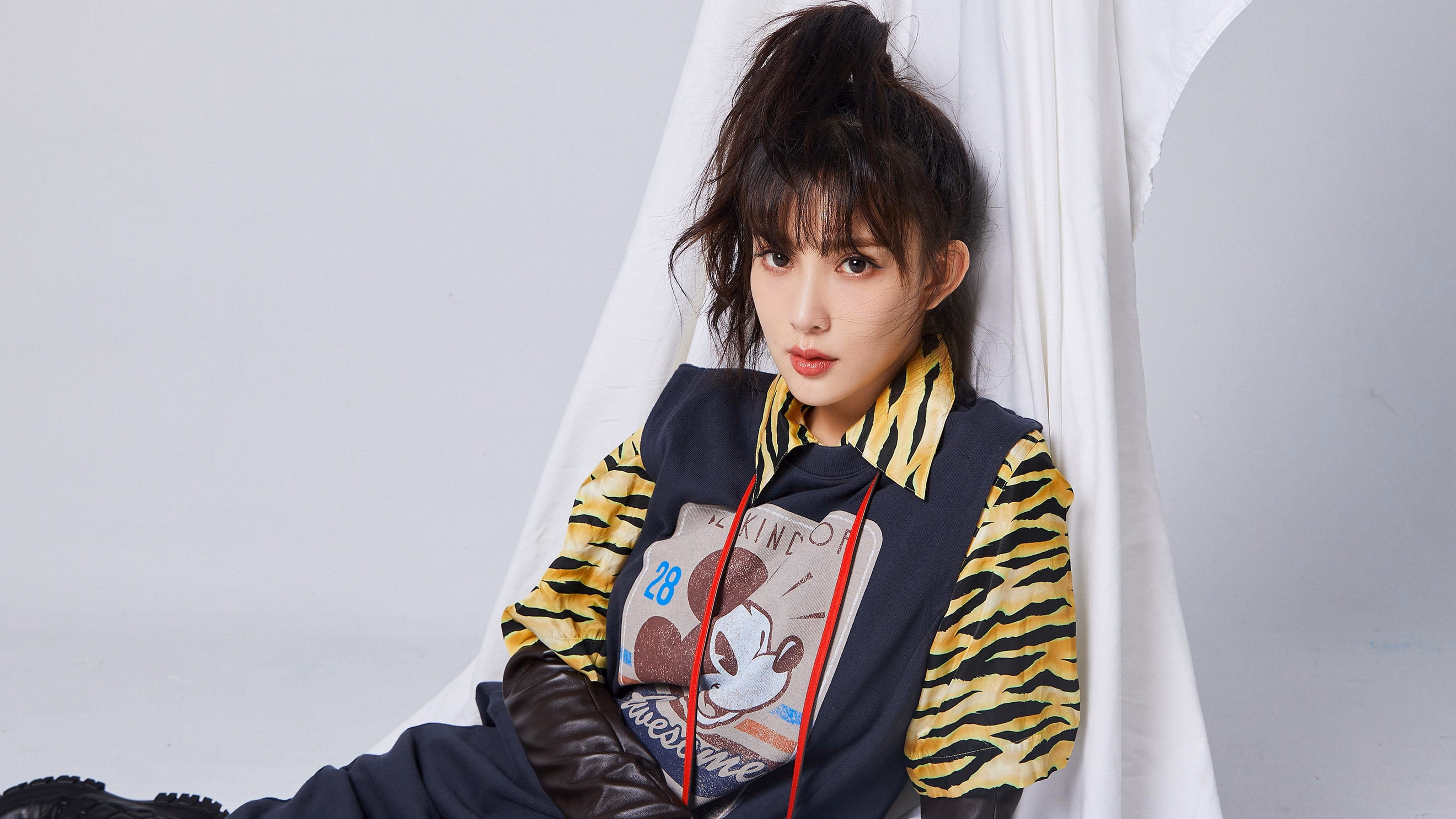 石破天惊！挪威球队掀翻德甲巨头，意大利后卫成幕后统帅