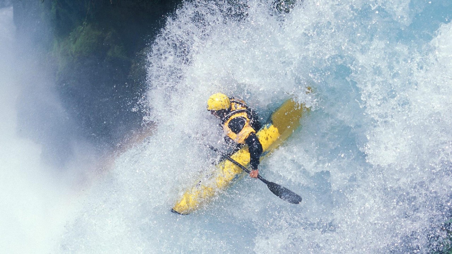 开云官网-40分钟鏖战，最后2分钟定乾坤！保罗3次关键决策成为老鹰战胜北京队的关键先生